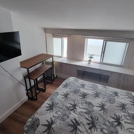 Estudio Acogedor En El Centro サンティアゴ・デ・コンポステーラ